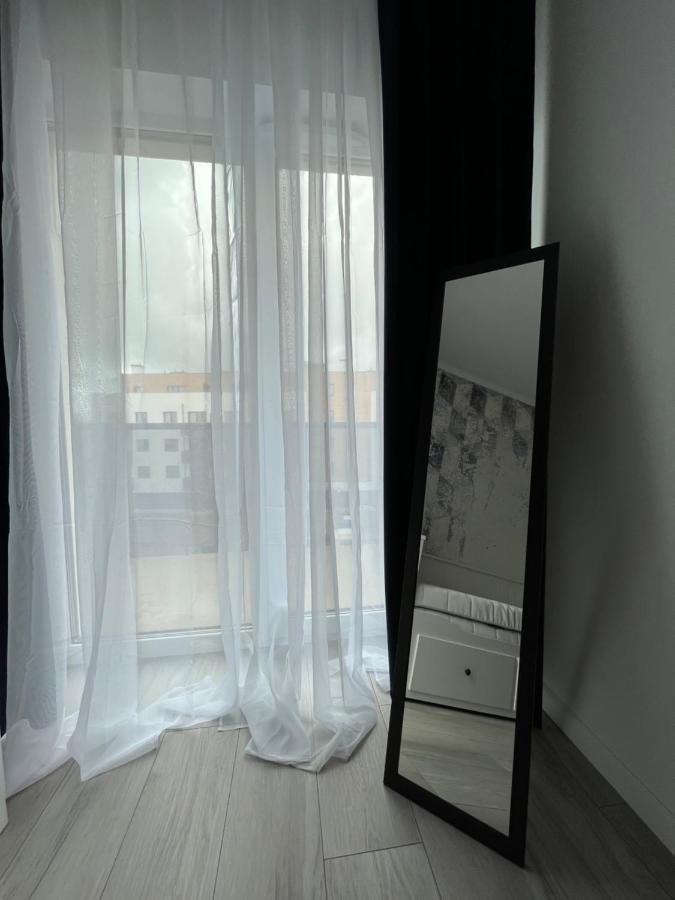 Trzy Pokoje Mieszkanie W Nowej Dzielnicy Wroclawia Apartment Exterior foto